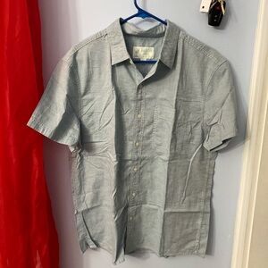 American Eagle Men’s Button Down Shirt